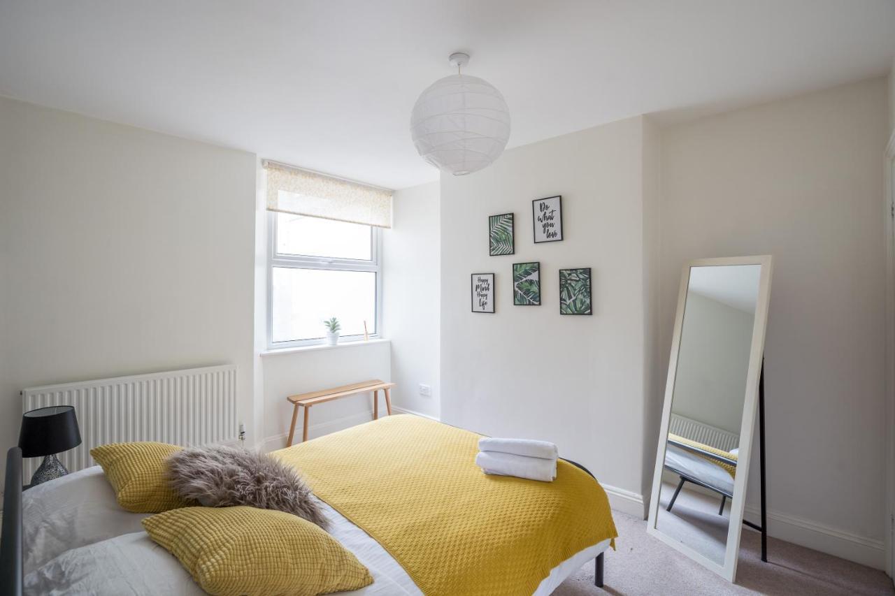 The Ella Fitzgerald - Modern 2 Bedroom Apartment, Super Close To City Centre Cardiff Dış mekan fotoğraf